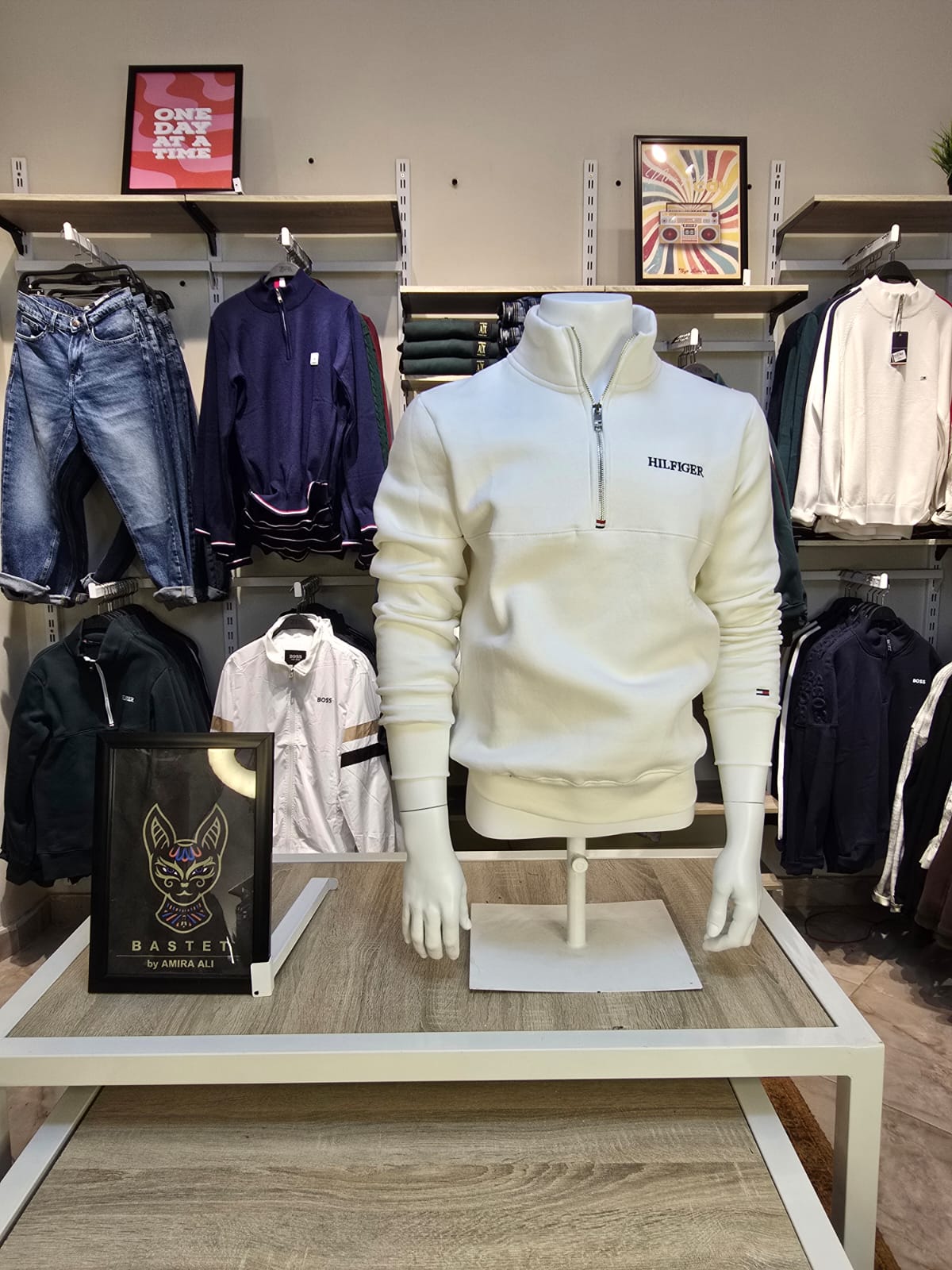 Tommy Hilfiger Quarter-Zip Sweatshirt